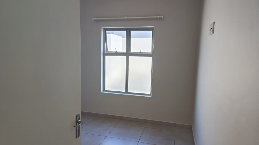 3 Bedroom Property for Sale in Parklands North Western Cape